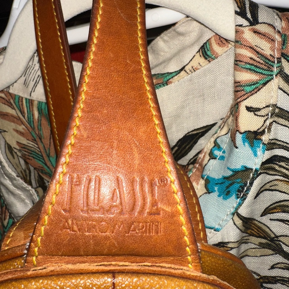 Alviero Martini Women's Tan Leather Bag